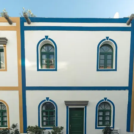 Puerto Mogan 公寓 *